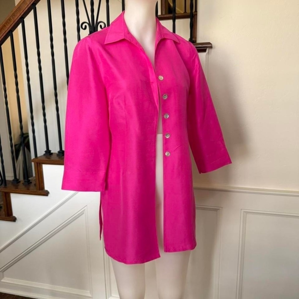 Bloomingdale's 100% Silk Hot Pink Longline Blouse‎ – Size 6P